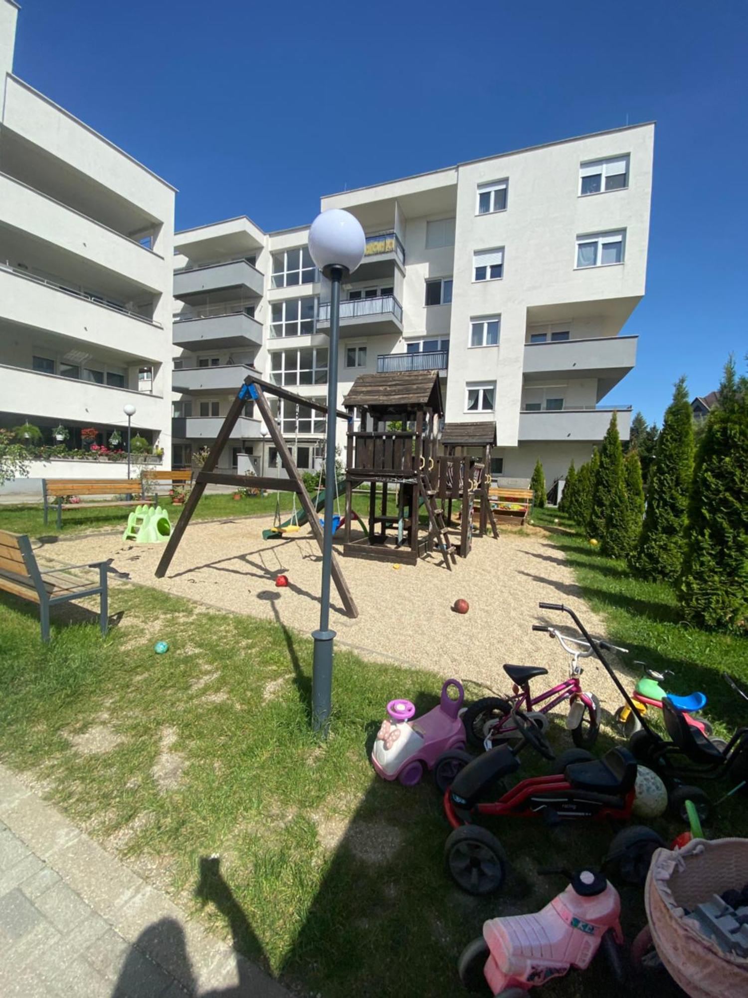 Montana Apartman Miskolc Eksteriør bilde
